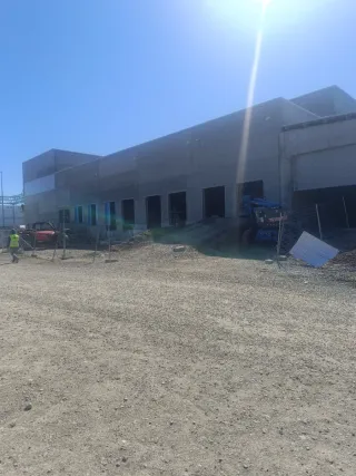 Servicio de montaje de paneles sándwich