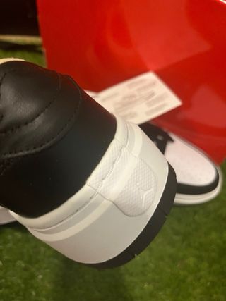 Zapatillas Nike Air Jordan Blancas y Negras