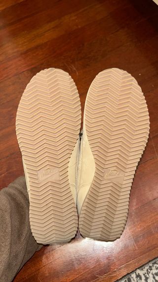 Nike Cortez Beige/Negro Nuevas