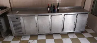 Nevera de 5 puertas de acero inoxidable bar