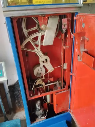 Báscula de farmacia antigua