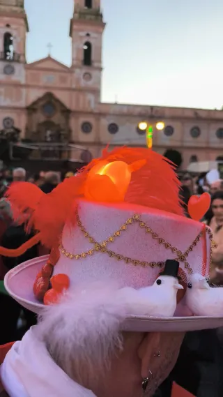 Sombrero Carnaval Cupido Blanco y Rojo