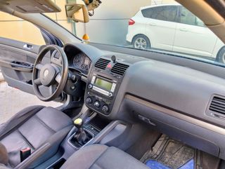 VOLKSWAGEN GOLF 2.0 TDI HIGHLINE 140cv