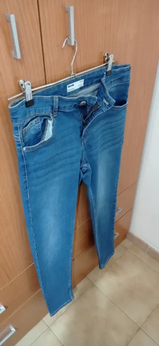 Pantalón vaquero azul