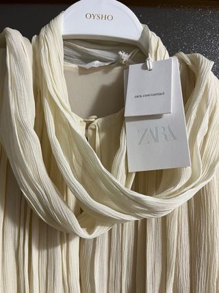 Blusa Zara Drapeada Hombros Colección Limitada