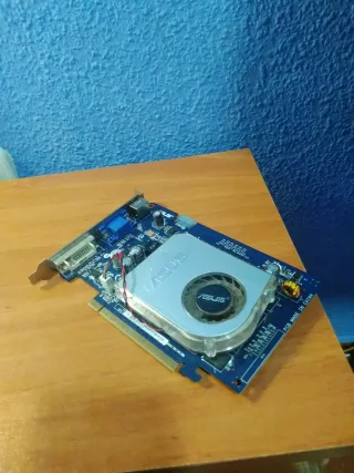 Tarjeta Gráfica Asus PCI Express 512MB