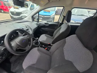 Ford Tourneo Courier 2016