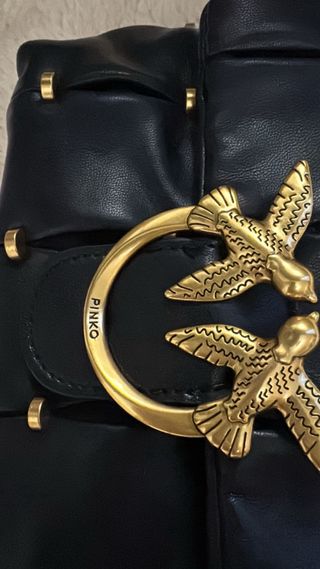 Borsa Pinko Nera con Dettagli Oro