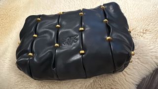 Borsa Pinko Nera con Dettagli Oro