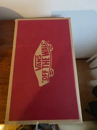 Tênis Vans Brooklyn LS Marrom e Branco