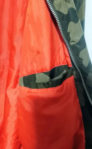 Chaqueta Bomber Camuflaje Bershka XXL