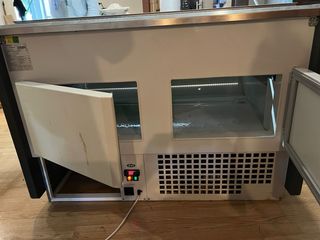 Vitrina refrigeradora Coreco HHA