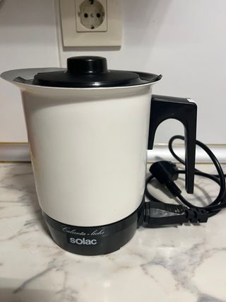 Calienta leche Solac