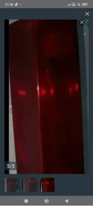 Jarrón de cristal rojo