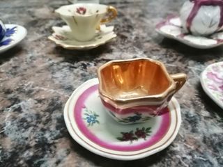 Conjunto 7 chávenas antigas miniatura , ver fotos