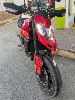Ducati Hypermotard 950 Roja