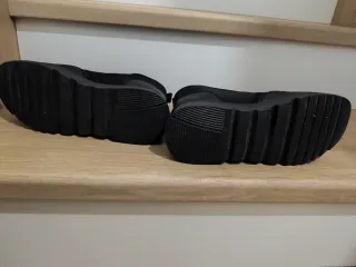 Botas negras con cremallera