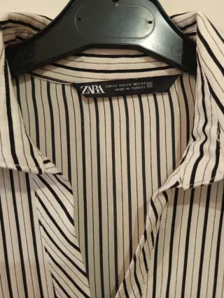 Camisa rayas crema y negro, Zara Talla XS