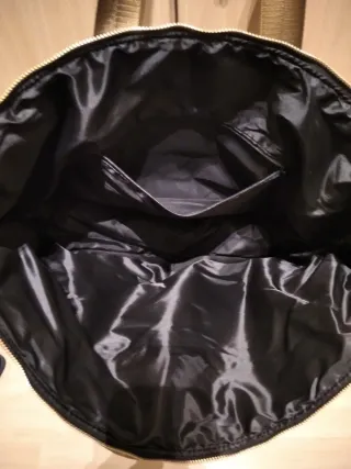 Bolsa Calvin Klein Negra y Dorada