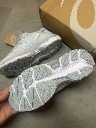 Zapatillas Asics Grises Talla 42