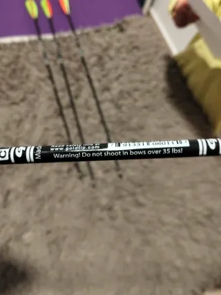 14 flechas carbono pluma natural.