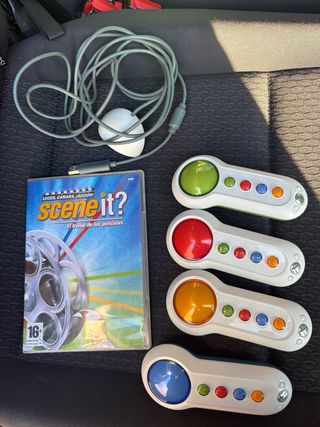 Xbox 360 Elite Negra+ 3 Mandos +Kinect+ 10 Juegos