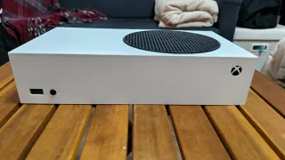 Xbox Series S 512GB Blanca + 2 mandos y accesorios