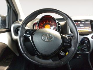 Toyota Aygo x-play