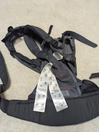 Mochila Porteo Babybjorn Harmony azul oscuro