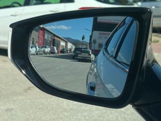 Lexus UX 250 h Business