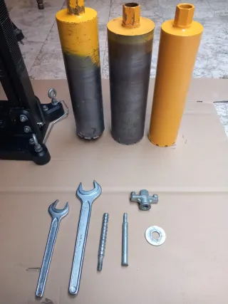 Perforador DeWalt con brocas