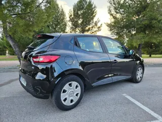 Renault Clio 2014,  127.000 kilómetros