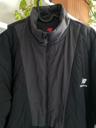 Chaqueta impermeable New Balance Negra talla S/M