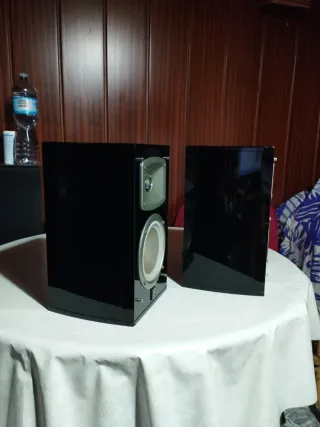 Altavoces Yamaha NS-333 Negro/Plata