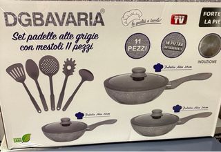 Set Padelle con coperchi e mestoli