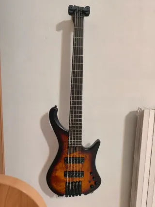 Ibanez EHB1505 DEL Dragon EyeBurst basso elettrico