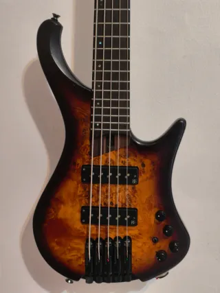 Ibanez EHB1505 DEL Dragon EyeBurst basso elettrico