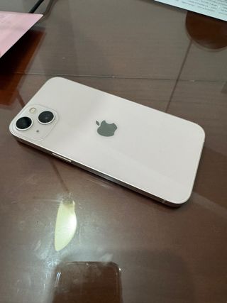 iPhone 13 Rosa pantalla original un año de uso