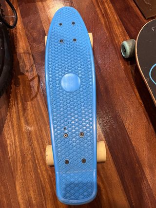 Monopatín infantil azul