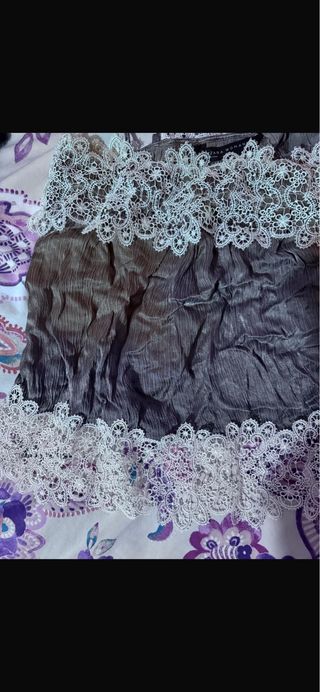 Top lencero Zara encaje gris