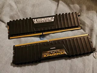 16GB RAM DDR 4 3200MHz Corsair
