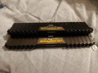 16GB RAM DDR 4 3200MHz Corsair