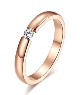 Alianza fina de compromiso con pequeña circonita