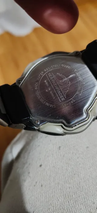 Reloj Casio WR100M titanio