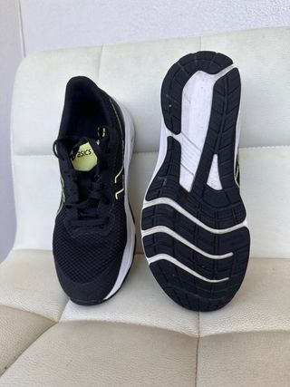 Scarpe ASICS uomo nere e verdi