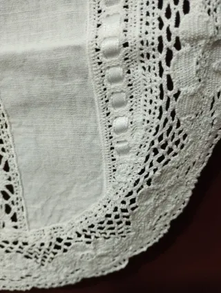 Naperon Linho e Crochê Branco