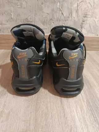 Nike Cortez Negras y Multicolor