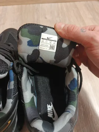 Nike Cortez Negras y Multicolor