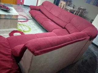 Sofá rinconera 3x2m + puf