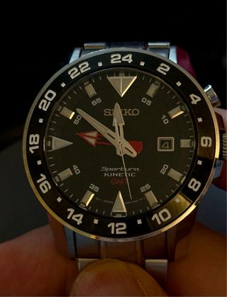 Reloj Seiko Sportura Kinetic GMT Hombre.